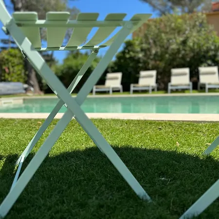 De Charme Avec Piscine Jardin Raphael וילה