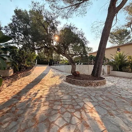 De Charme Avec Piscine Jardin Raphael וילה Saint-Raphaël